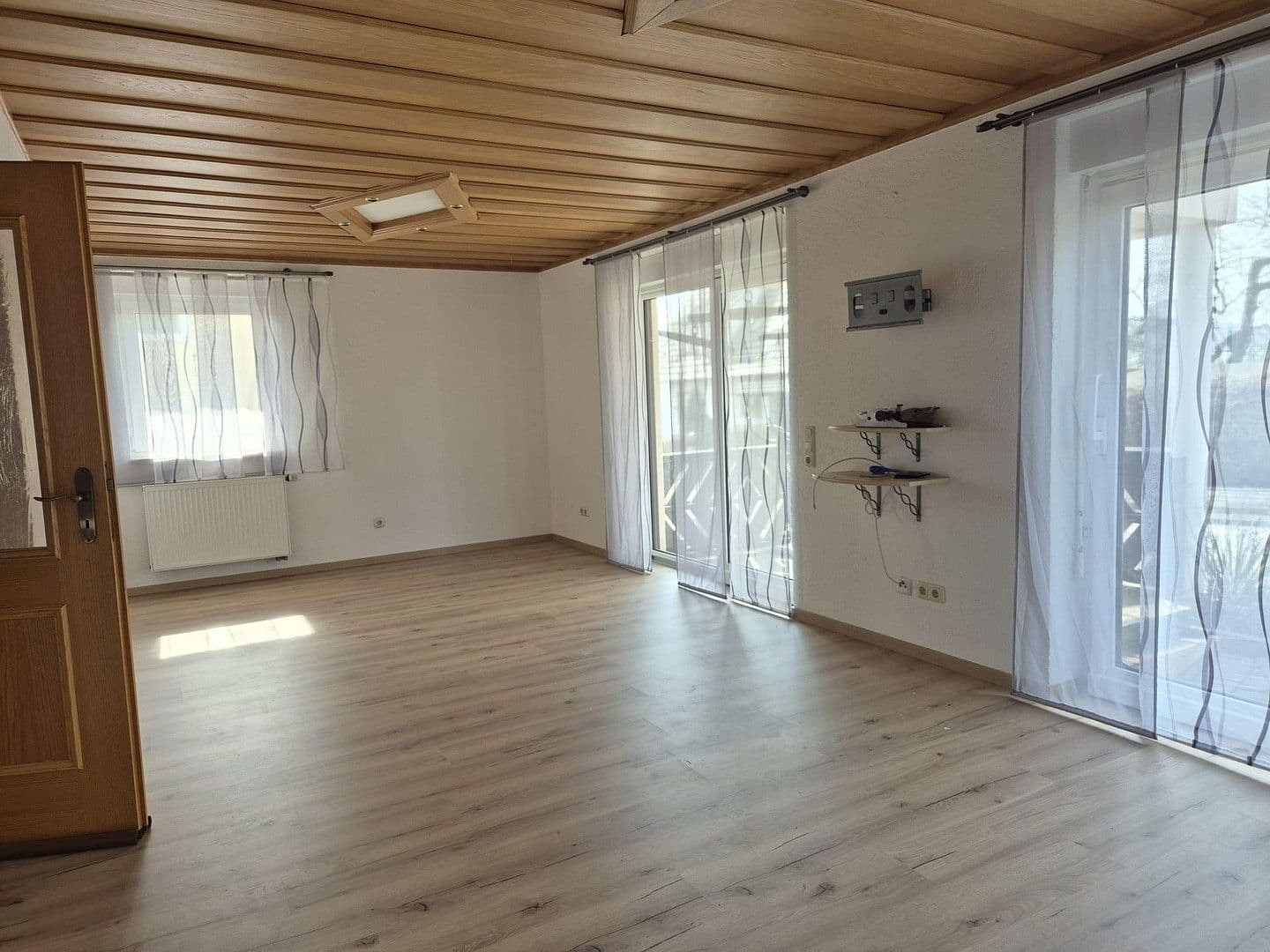 Prodej domu 177 m², pozemek 675 m², Flurstraße 11, 11a, Harburg (Schwaben), Bavorsko Prodej domu 177 m², pozemek 675 m², Flurstraße 11, 11a, Harburg (Schwaben), Bavorsko