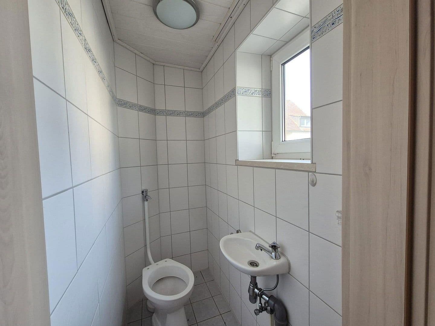 Prodej domu 177 m², pozemek 675 m², Flurstraße 11, 11a, Harburg (Schwaben), Bavorsko Prodej domu 177 m², pozemek 675 m², Flurstraße 11, 11a, Harburg (Schwaben), Bavorsko