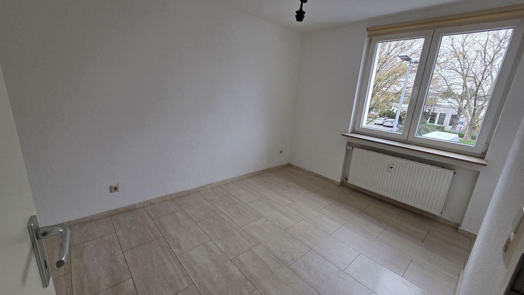 Pronájem bytu 2+1 55 m², Giebelstr.13a, Stuttgart, Bádensko-Württembersko Pronájem bytu 2+1 55 m², Giebelstr.13a, Stuttgart, Bádensko-Württembersko