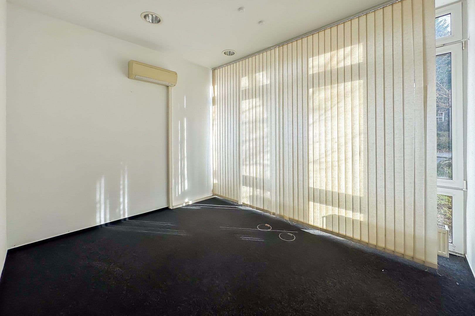 Pronájem kanceláře 320 m², Voerder Straße 14, Hagen, Severní Porýní-Vestfálsko Pronájem kanceláře 320 m², Voerder Straße 14, Hagen, Severní Porýní-Vestfálsko