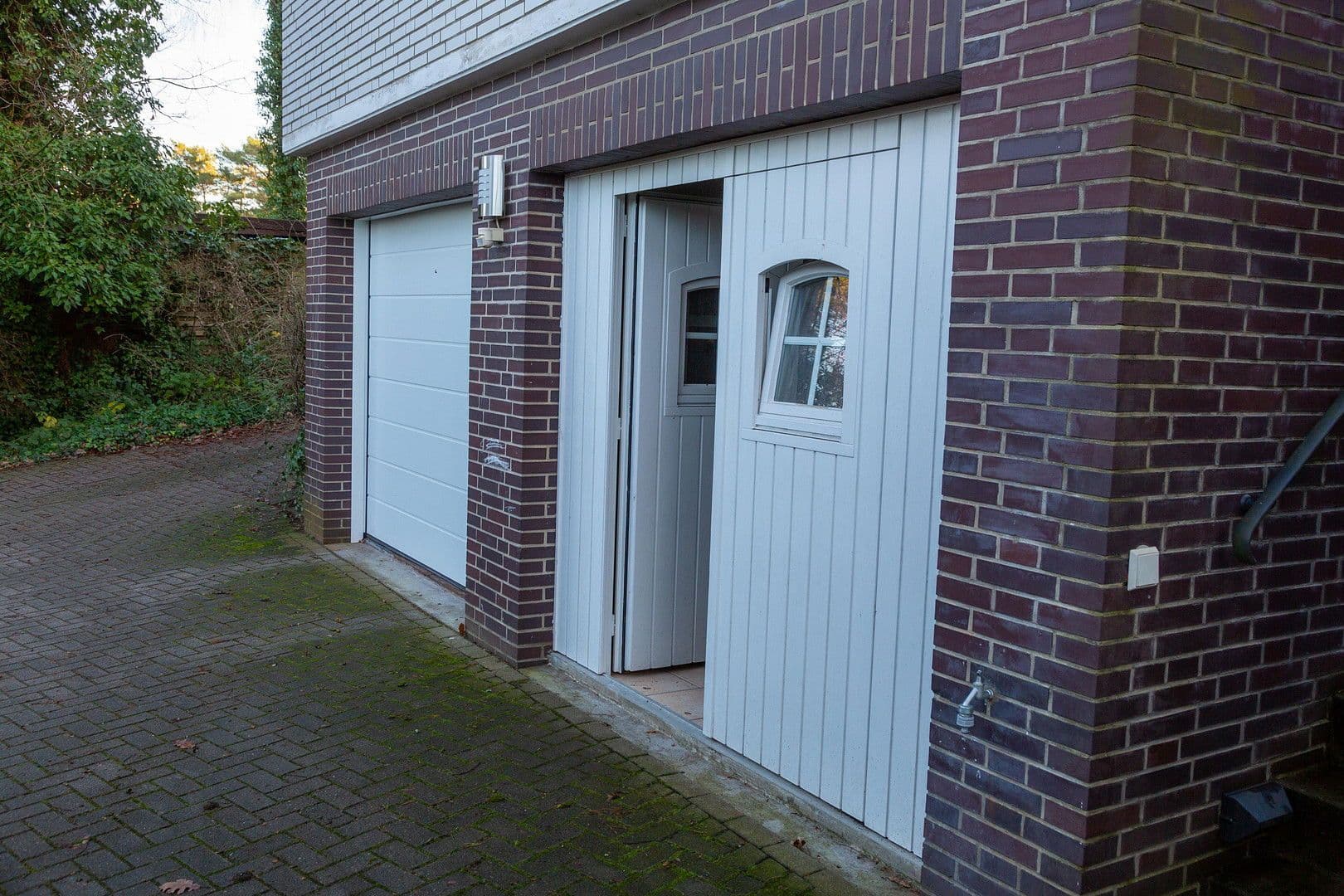 Prodej domu 200 m², pozemek 1.000 m², Hamburg, Hamburg Prodej domu 200 m², pozemek 1.000 m², Hamburg, Hamburg