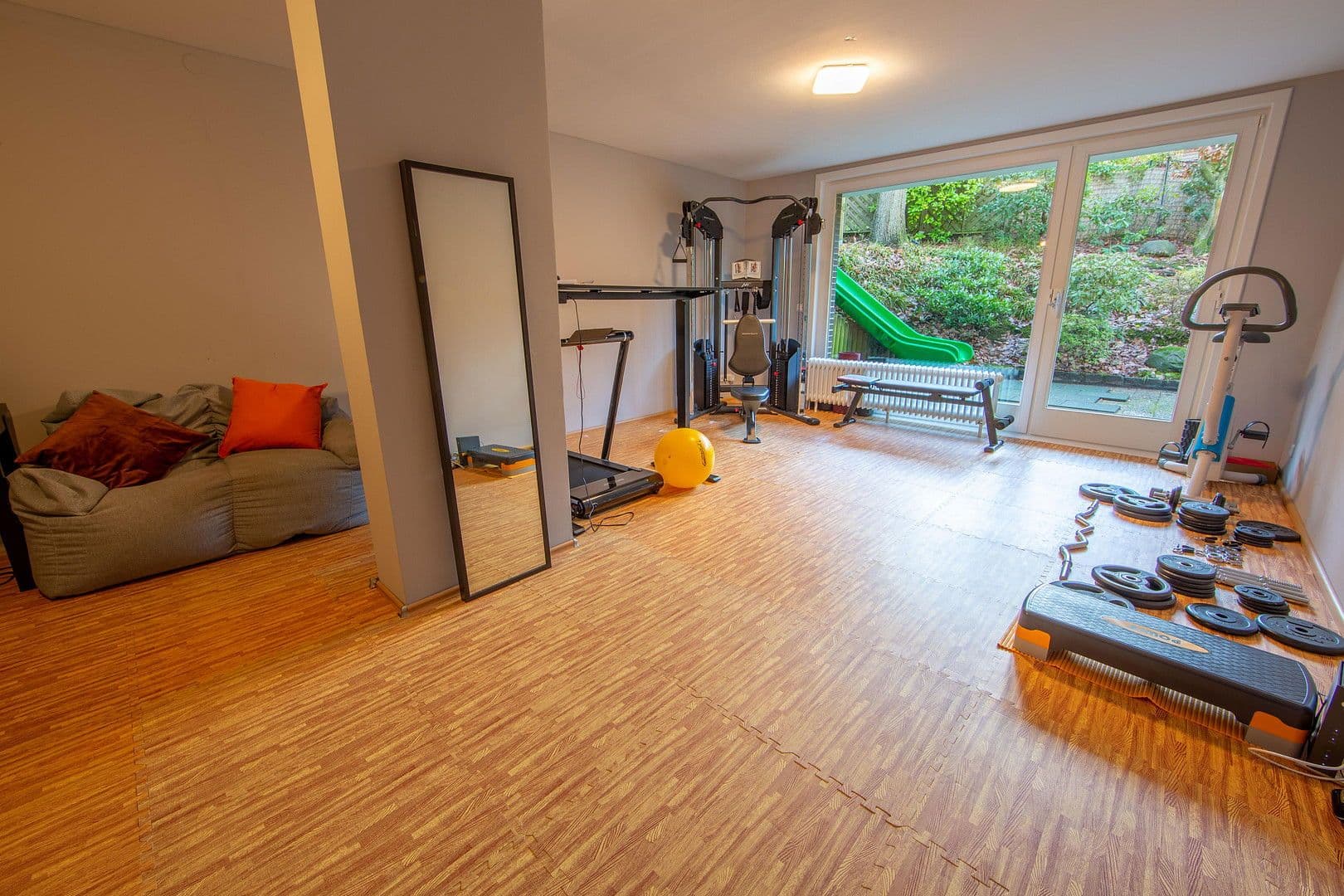 Prodej domu 200 m², pozemek 1.000 m², Hamburg, Hamburg Prodej domu 200 m², pozemek 1.000 m², Hamburg, Hamburg