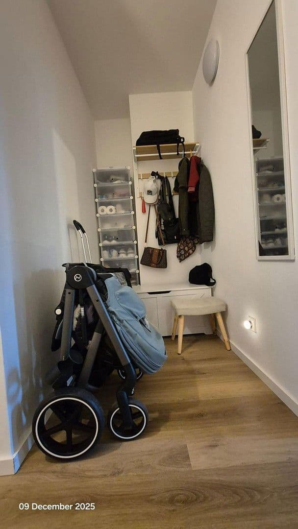 Pronájem bytu 3+1 64 m², Weißenburgstraße 30, Düsseldorf, Severní Porýní-Vestfálsko Pronájem bytu 3+1 64 m², Weißenburgstraße 30, Düsseldorf, Severní Porýní-Vestfálsko