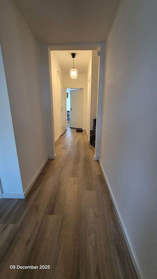 Pronájem bytu 3+1 64 m², Weißenburgstraße 30, Düsseldorf, Severní Porýní-Vestfálsko Pronájem bytu 3+1 64 m², Weißenburgstraße 30, Düsseldorf, Severní Porýní-Vestfálsko