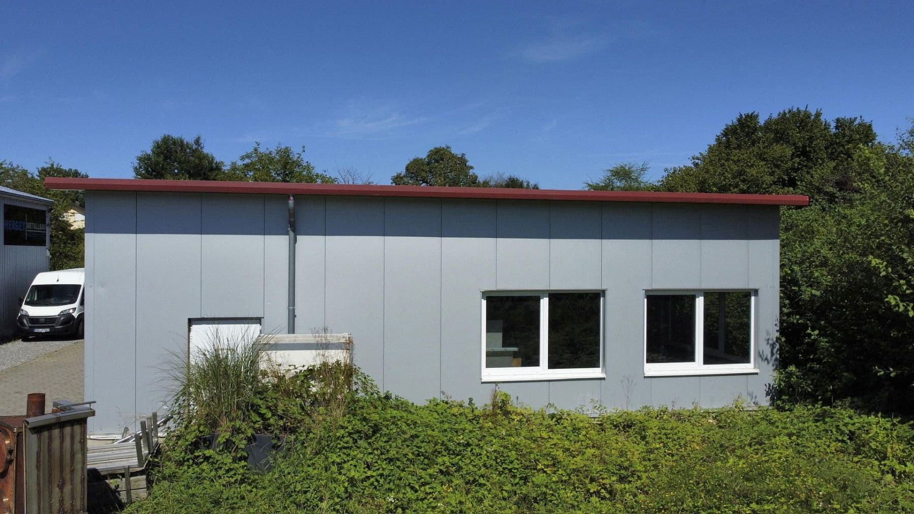 Pronájem nebytového prostoru 200 m², Fliederstrasse, Obrigheim, Bádensko-Württembersko Pronájem nebytového prostoru 200 m², Fliederstrasse, Obrigheim, Bádensko-Württembersko