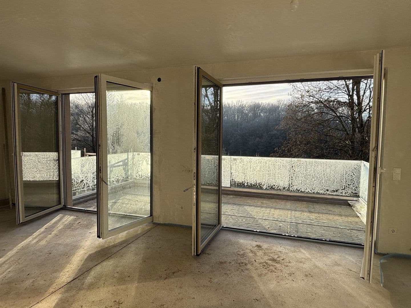 Prodej bytu 4+1 140 m², Neunkirchen-Seelscheid, Severní Porýní-Vestfálsko Prodej bytu 4+1 140 m², Neunkirchen-Seelscheid, Severní Porýní-Vestfálsko