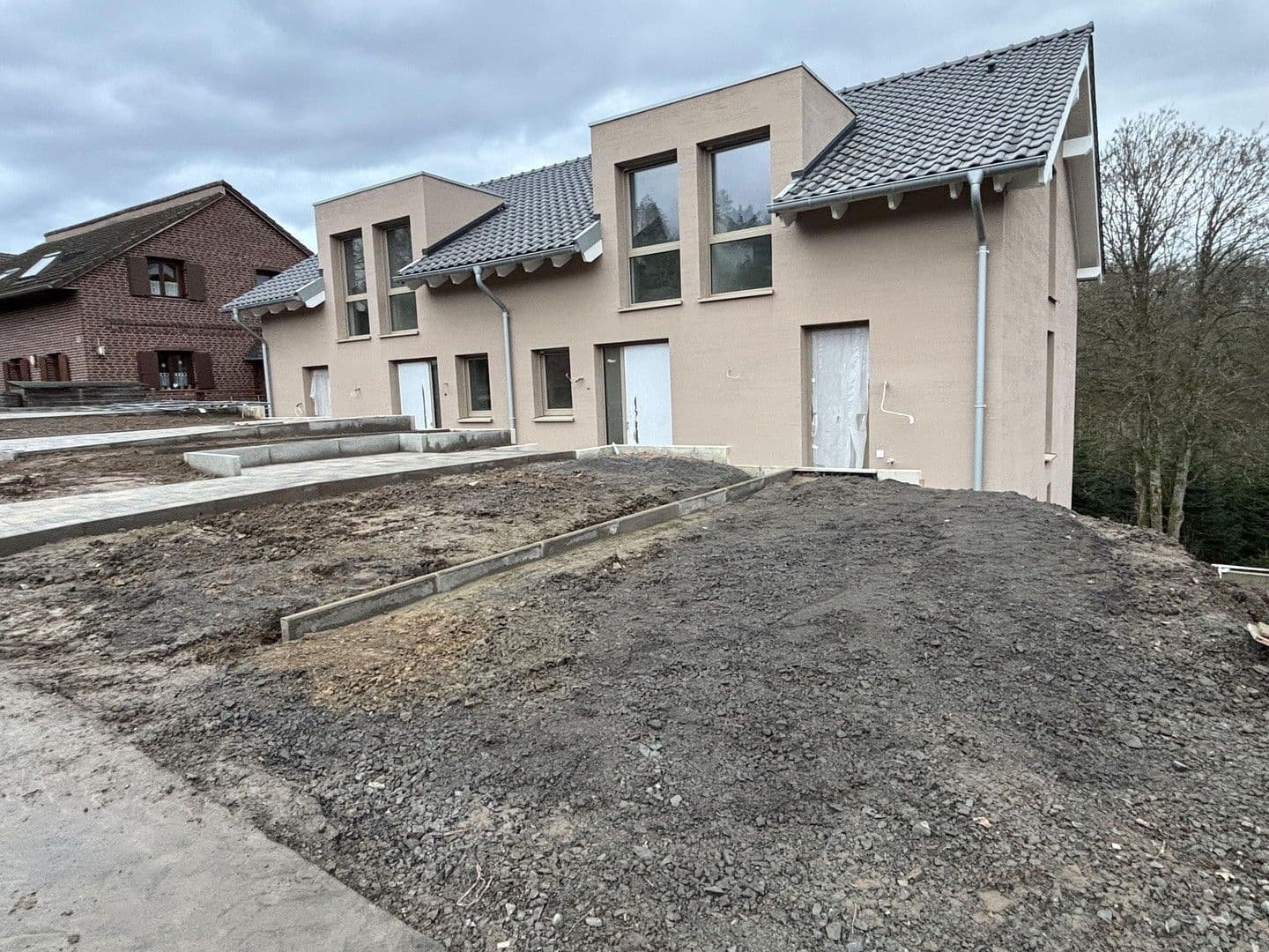 Prodej bytu 4+1 140 m², Neunkirchen-Seelscheid, Severní Porýní-Vestfálsko Prodej bytu 4+1 140 m², Neunkirchen-Seelscheid, Severní Porýní-Vestfálsko