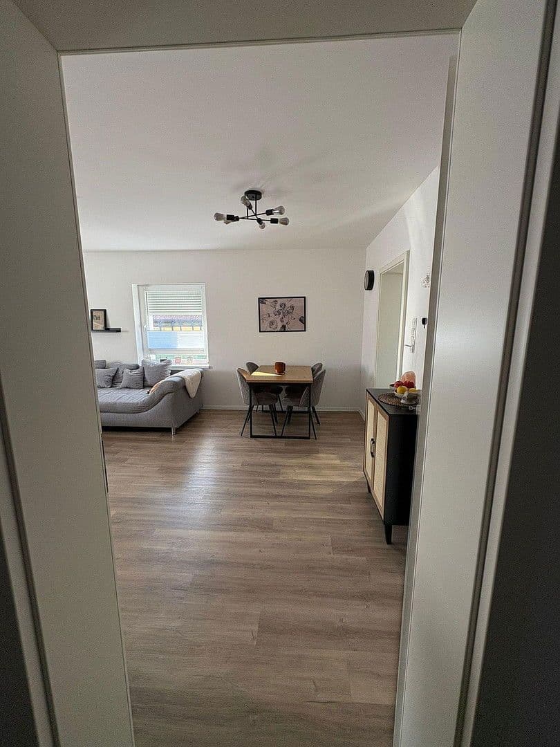 Pronájem bytu 2+1 83 m², Bismarckstr. 5, Grünberg, Hessen Pronájem bytu 2+1 83 m², Bismarckstr. 5, Grünberg, Hessen