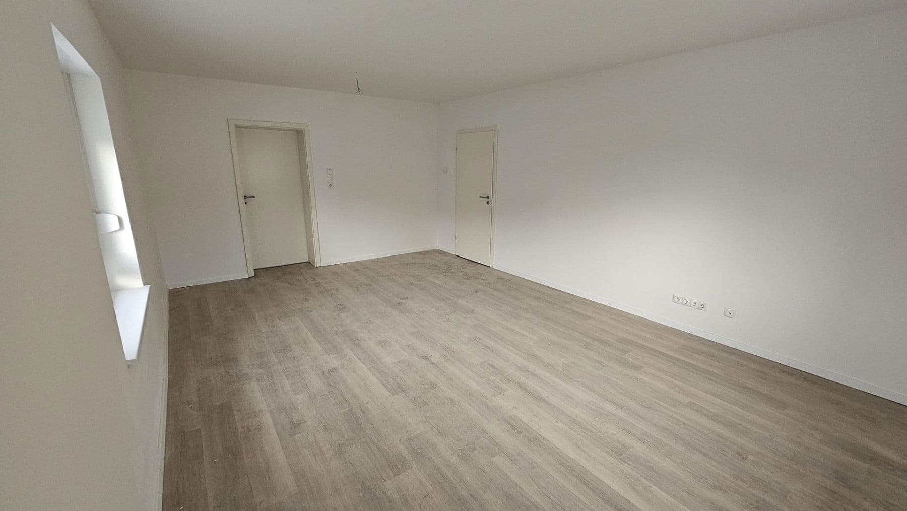 Pronájem bytu 2+1 83 m², Bismarckstr. 5, Grünberg, Hessen Pronájem bytu 2+1 83 m², Bismarckstr. 5, Grünberg, Hessen