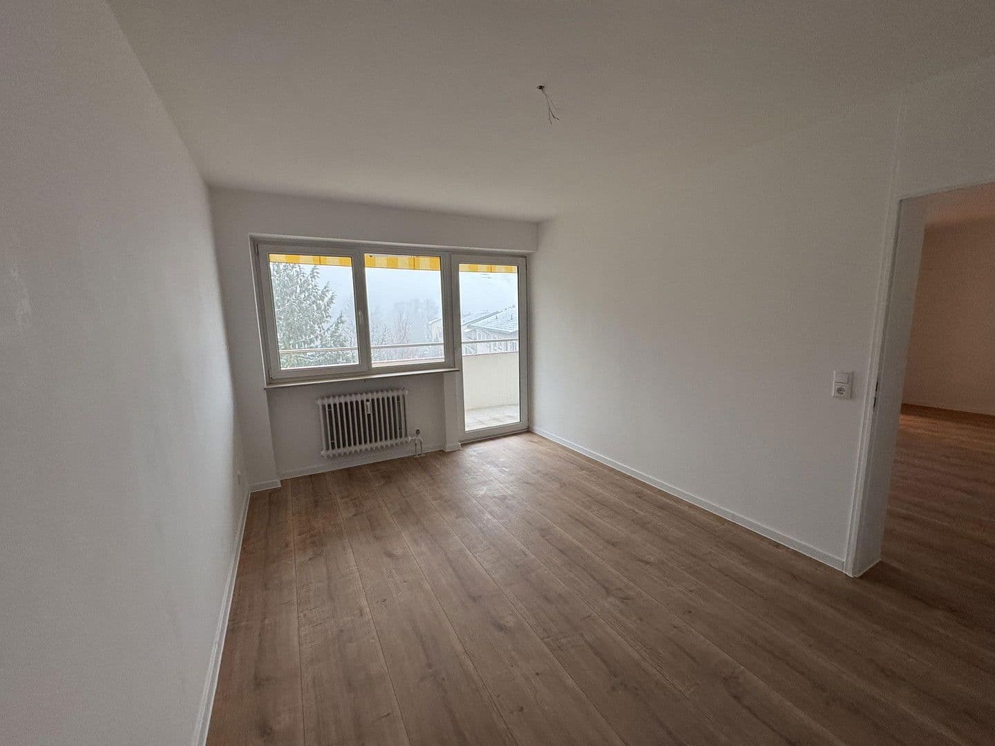 Pronájem bytu 2+1 55 m², Am Wald 11, Wiesbaden, Hessen Pronájem bytu 2+1 55 m², Am Wald 11, Wiesbaden, Hessen