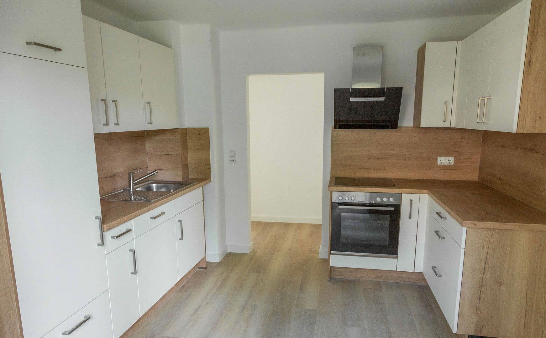 Prodej bytu 3+1 69 m², Hamburg, Hamburg Prodej bytu 3+1 69 m², Hamburg, Hamburg