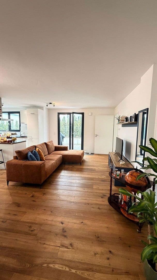 Pronájem bytu 2+1 81 m², Dorfstraße 13a, Germering, Bavorsko Pronájem bytu 2+1 81 m², Dorfstraße 13a, Germering, Bavorsko
