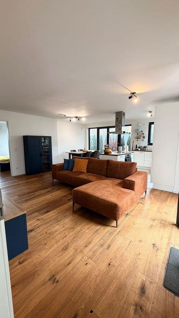 Pronájem bytu 2+1 81 m², Dorfstraße 13a, Germering, Bavorsko Pronájem bytu 2+1 81 m², Dorfstraße 13a, Germering, Bavorsko