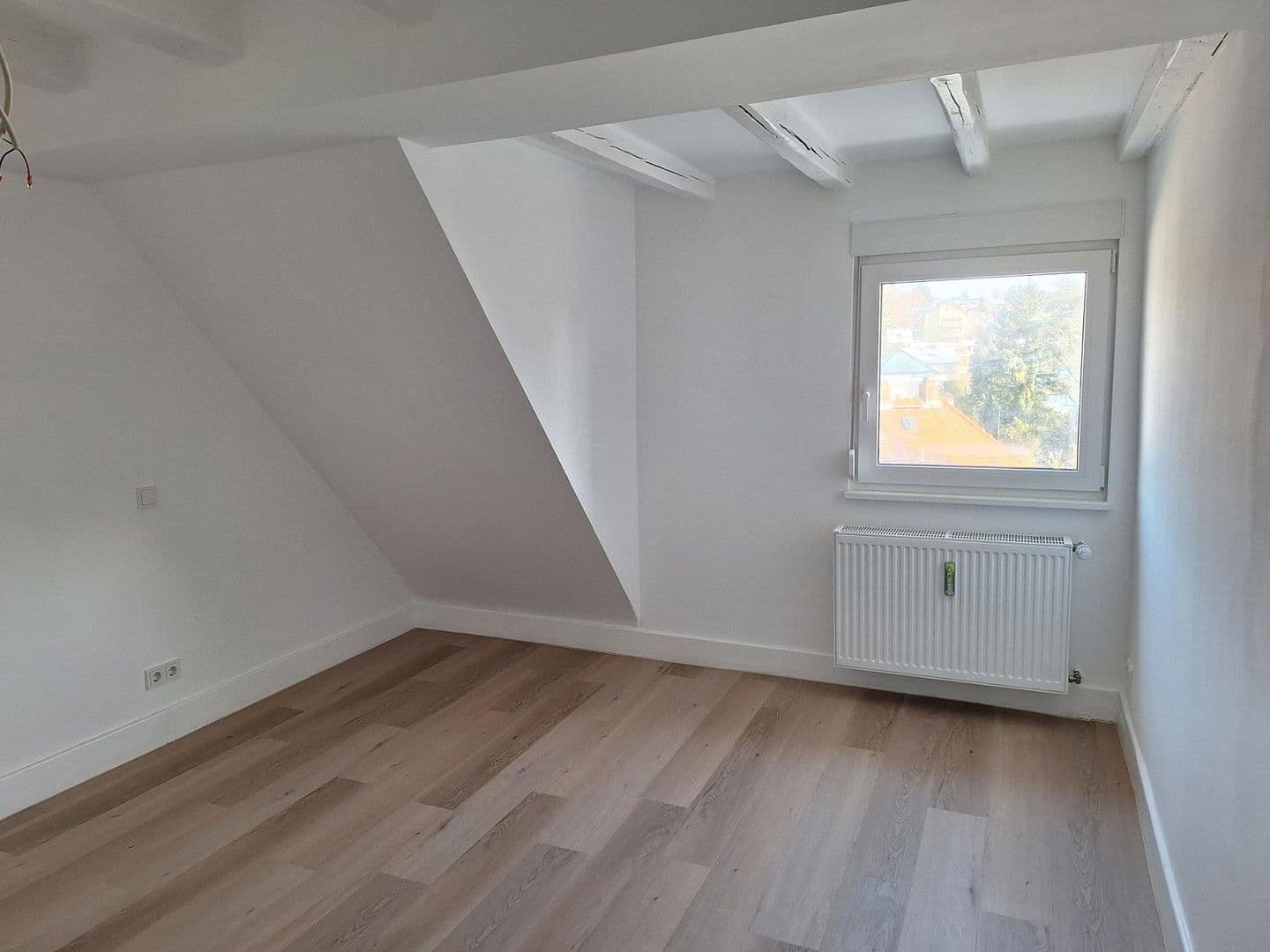 Pronájem bytu 4+1 98 m², Wilhelmstraße 16, Hofheim am Taunus, Hessen Pronájem bytu 4+1 98 m², Wilhelmstraße 16, Hofheim am Taunus, Hessen