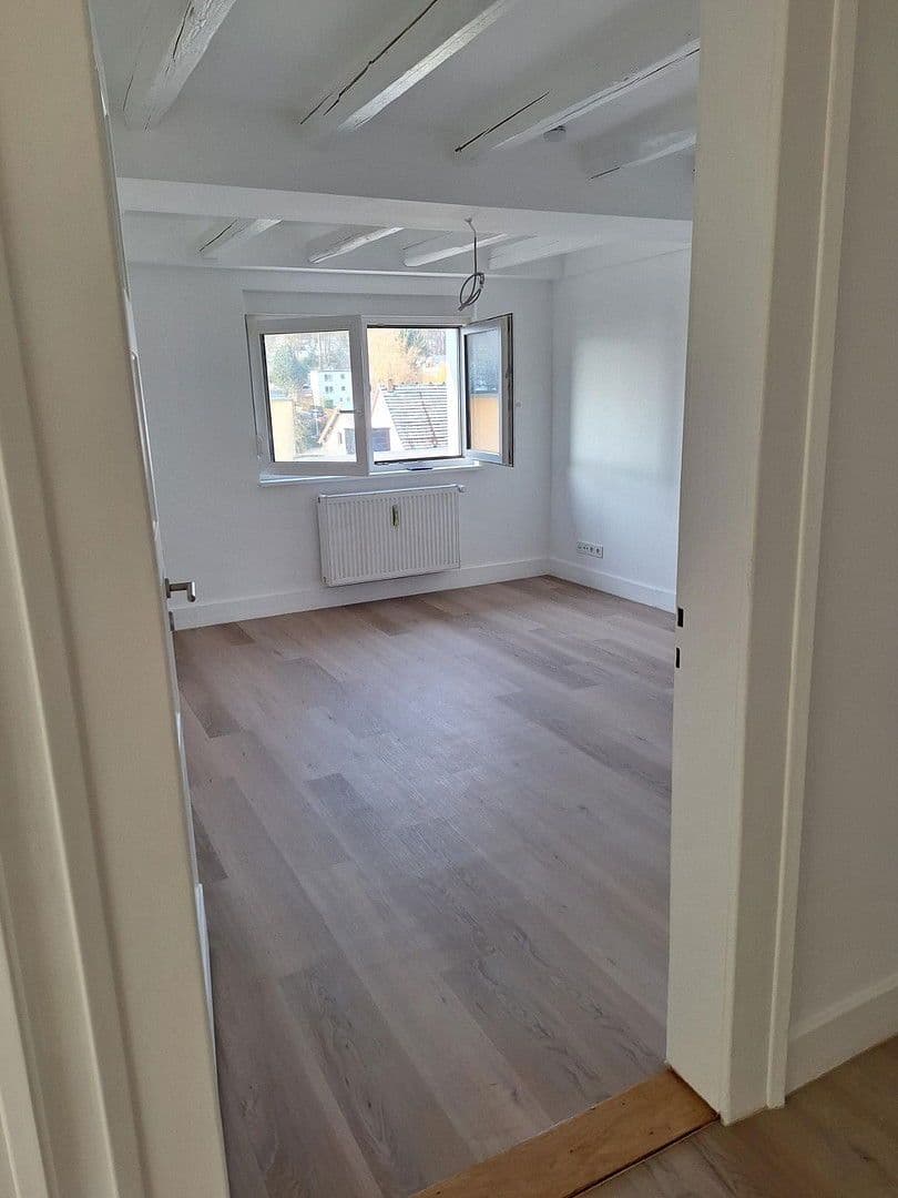 Pronájem bytu 4+1 98 m², Wilhelmstraße 16, Hofheim am Taunus, Hessen Pronájem bytu 4+1 98 m², Wilhelmstraße 16, Hofheim am Taunus, Hessen