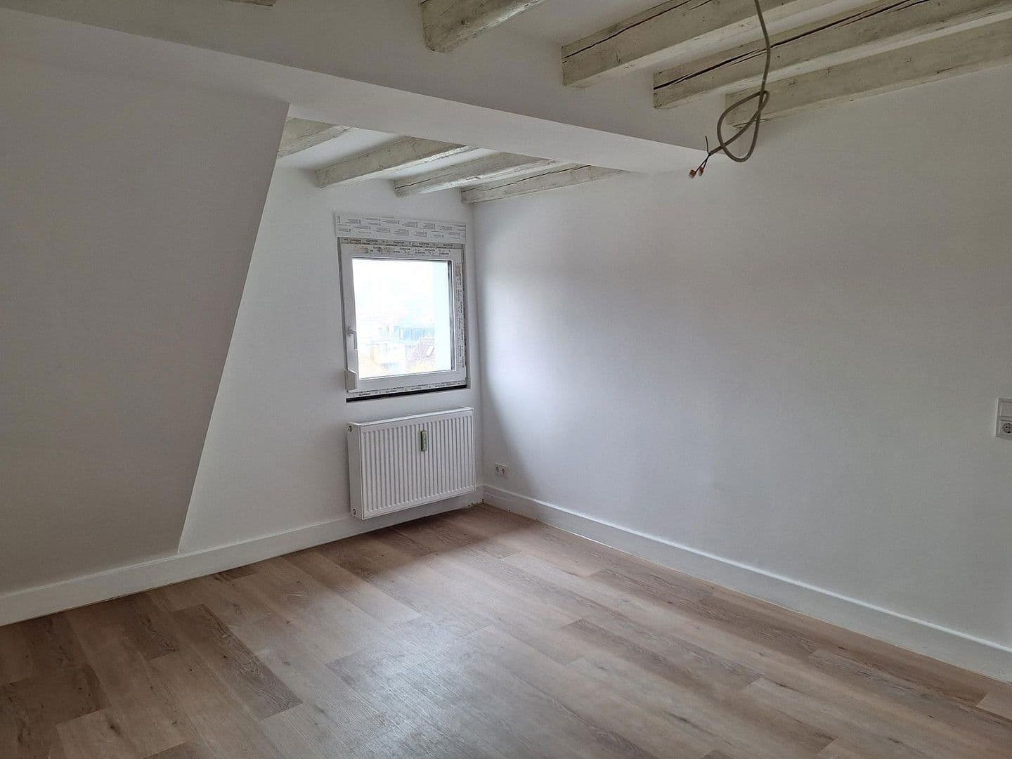 Pronájem bytu 4+1 98 m², Wilhelmstraße 16, Hofheim am Taunus, Hessen Pronájem bytu 4+1 98 m², Wilhelmstraße 16, Hofheim am Taunus, Hessen