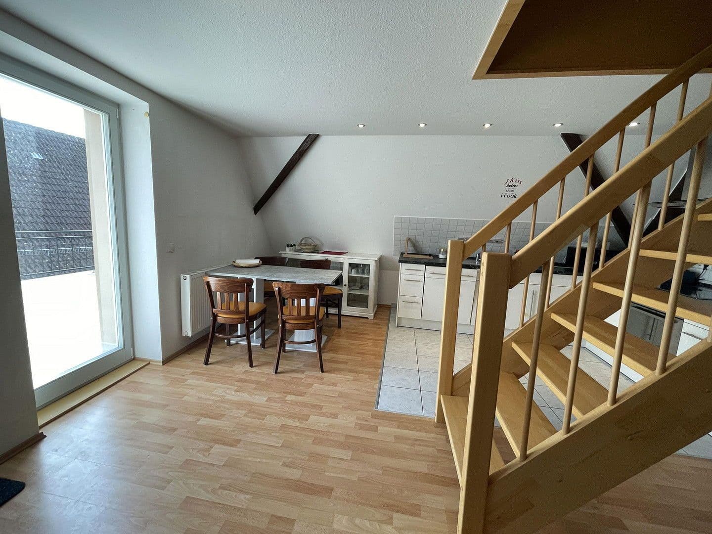 Pronájem bytu 2+1 57 m², Am Zehnt 9, Sinsheim, Bádensko-Württembersko Pronájem bytu 2+1 57 m², Am Zehnt 9, Sinsheim, Bádensko-Württembersko