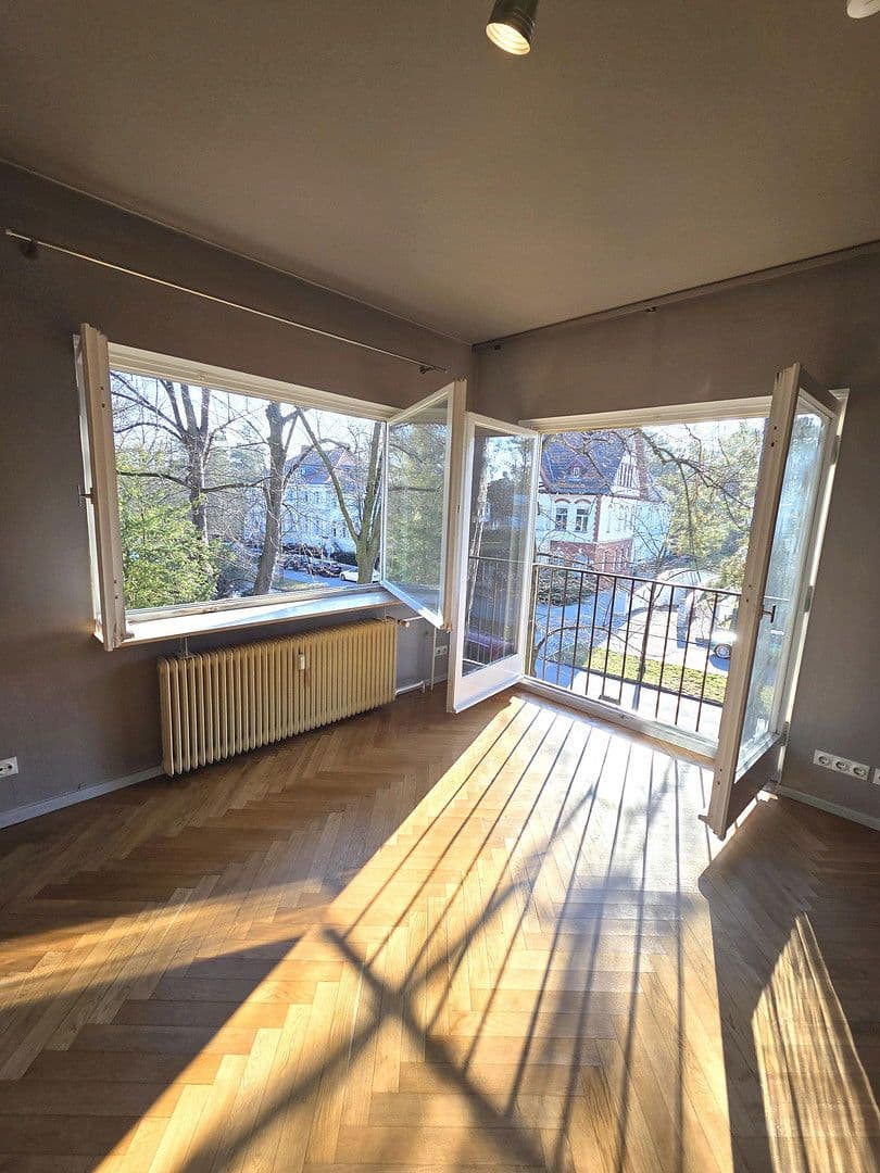 Prodej bytu 1+1 31 m², Bismarckallee 31, Berlin, Berlín Prodej bytu 1+1 31 m², Bismarckallee 31, Berlin, Berlín