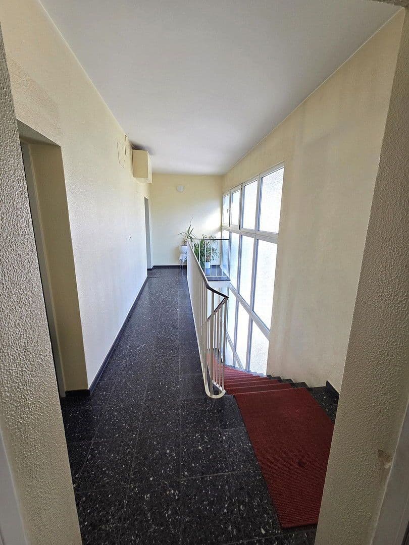 Prodej bytu 1+1 31 m², Bismarckallee 31, Berlin, Berlín Prodej bytu 1+1 31 m², Bismarckallee 31, Berlin, Berlín