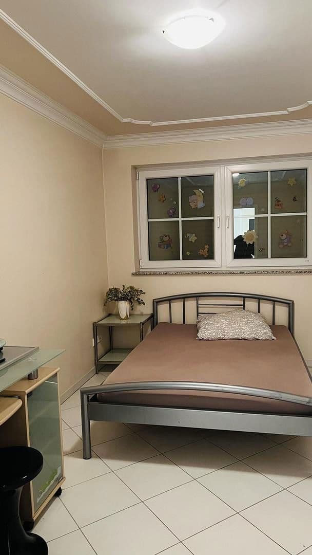 Pronájem domu 266 m², pozemek 475 m², Indianapolisstr.62, Köln, Severní Porýní-Vestfálsko Pronájem domu 266 m², pozemek 475 m², Indianapolisstr.62, Köln, Severní Porýní-Vestfálsko