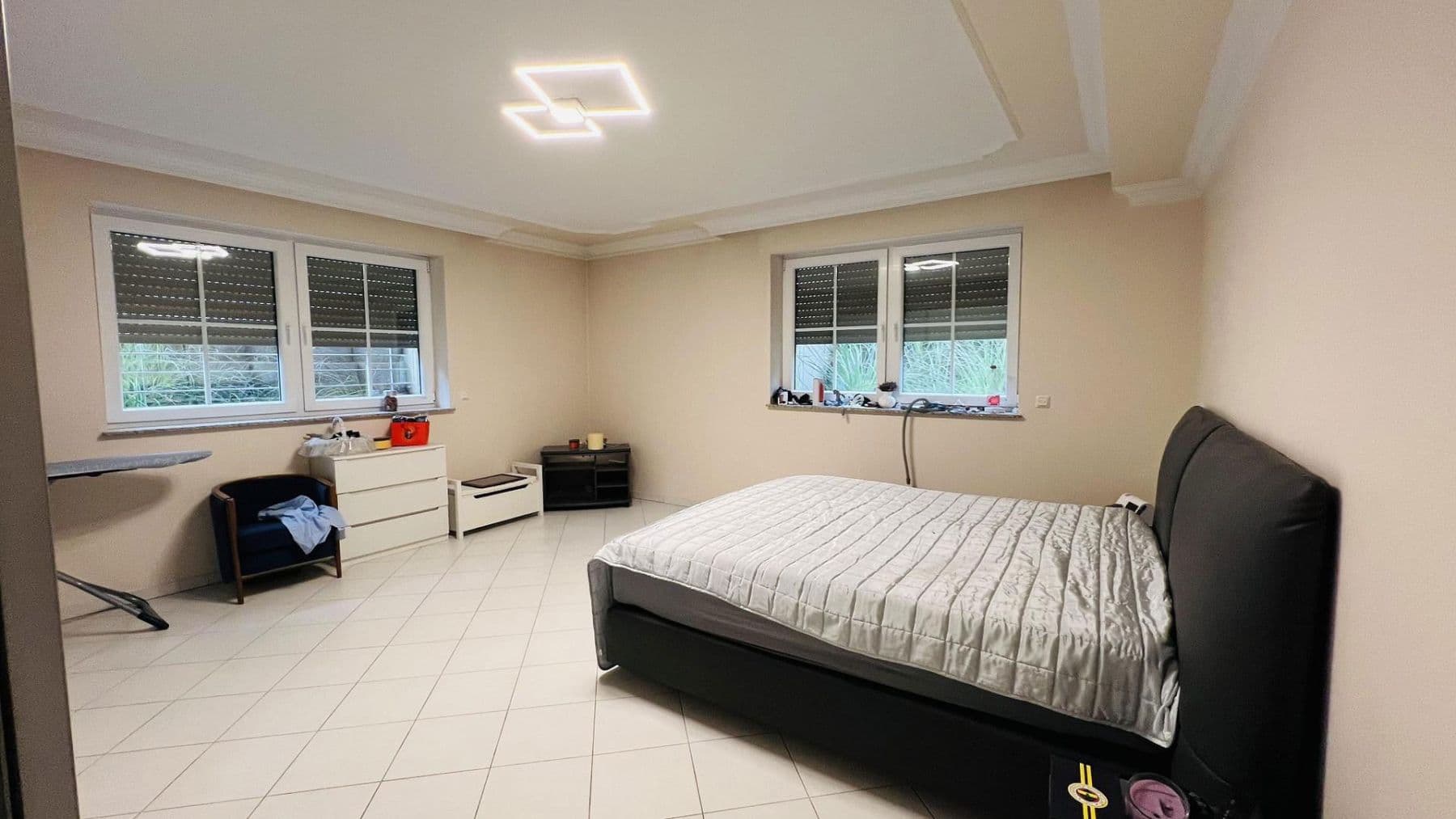 Pronájem domu 266 m², pozemek 475 m², Indianapolisstr.62, Köln, Severní Porýní-Vestfálsko Pronájem domu 266 m², pozemek 475 m², Indianapolisstr.62, Köln, Severní Porýní-Vestfálsko