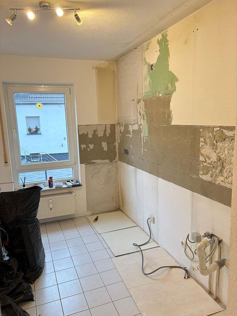 Pronájem bytu 2+1 61 m², Schillerstraße 10, Pfullingen, Bádensko-Württembersko Pronájem bytu 2+1 61 m², Schillerstraße 10, Pfullingen, Bádensko-Württembersko