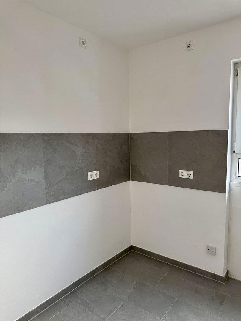 Pronájem bytu 4+1 90 m², Köglweg 17, Taufkirchen, Bavorsko Pronájem bytu 4+1 90 m², Köglweg 17, Taufkirchen, Bavorsko