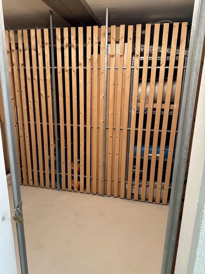 Pronájem bytu 4+1 90 m², Köglweg 17, Taufkirchen, Bavorsko Pronájem bytu 4+1 90 m², Köglweg 17, Taufkirchen, Bavorsko