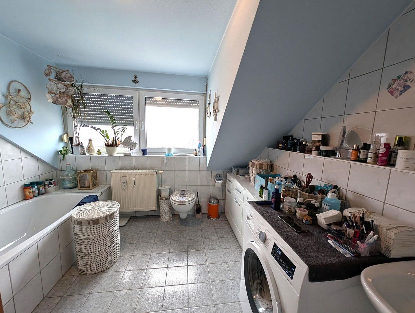 Prodej bytu 2+1 69 m², Weißenhorner Straße 9, Bibertal, Bavorsko Prodej bytu 2+1 69 m², Weißenhorner Straße 9, Bibertal, Bavorsko