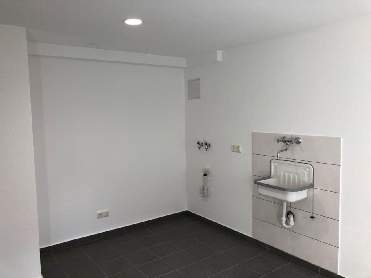 Pronájem domu 110 m², pozemek 125 m², Nürtingen, Bádensko-Württembersko Pronájem domu 110 m², pozemek 125 m², Nürtingen, Bádensko-Württembersko