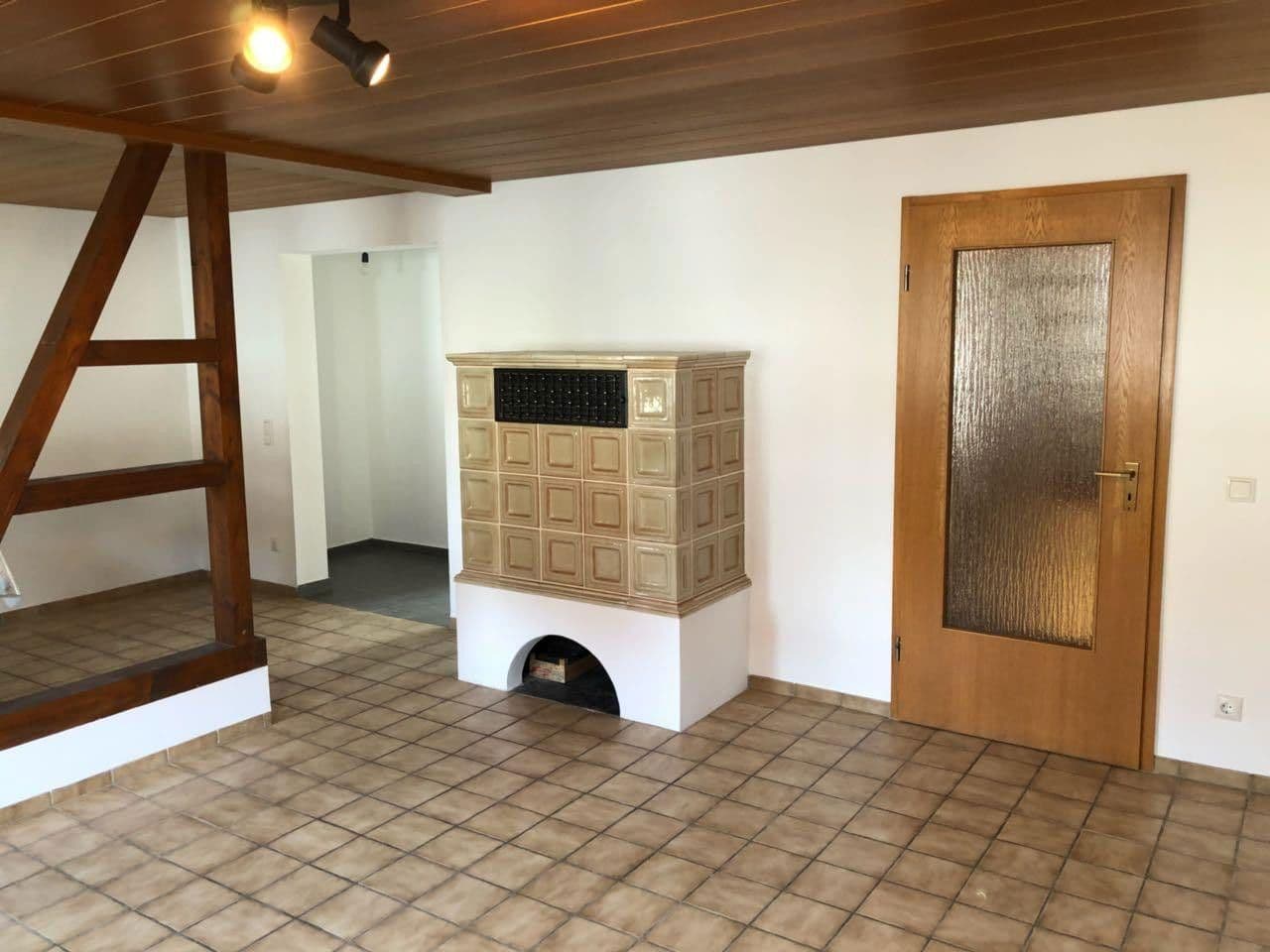 Pronájem domu 110 m², pozemek 125 m², Nürtingen, Bádensko-Württembersko Pronájem domu 110 m², pozemek 125 m², Nürtingen, Bádensko-Württembersko