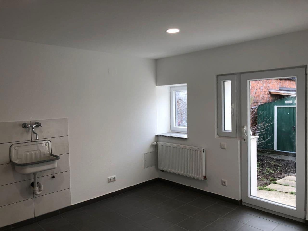 Pronájem domu 110 m², pozemek 125 m², Nürtingen, Bádensko-Württembersko Pronájem domu 110 m², pozemek 125 m², Nürtingen, Bádensko-Württembersko