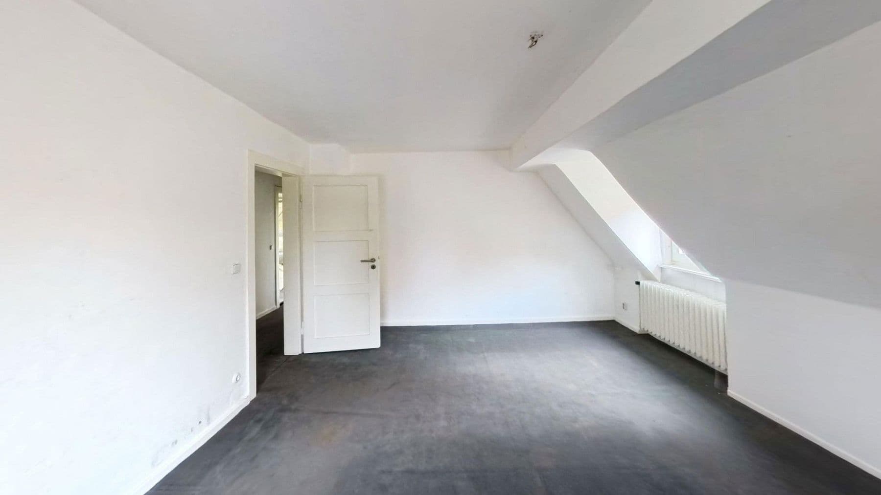 Prodej domu 123 m², pozemek 1.041 m², Herrmann-Löns-Weg 37, Salzgitter, Dolní Sasko Prodej domu 123 m², pozemek 1.041 m², Herrmann-Löns-Weg 37, Salzgitter, Dolní Sasko