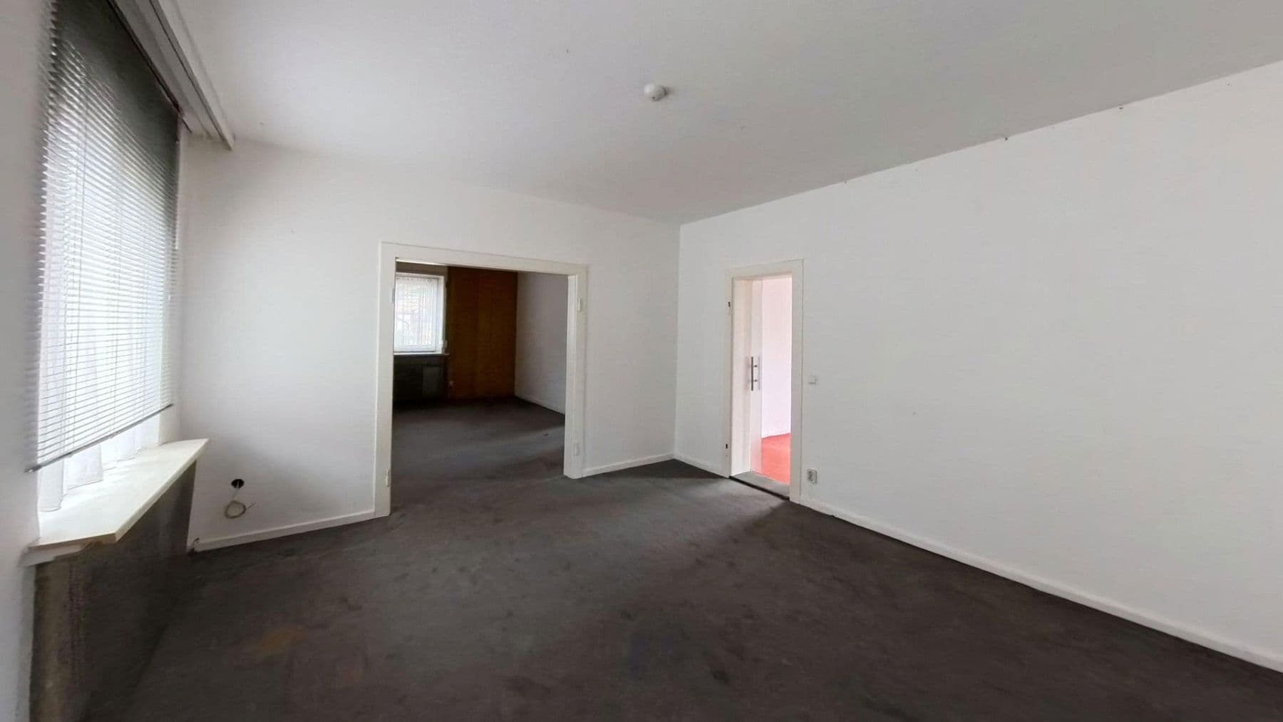 Prodej domu 123 m², pozemek 1.041 m², Herrmann-Löns-Weg 37, Salzgitter, Dolní Sasko Prodej domu 123 m², pozemek 1.041 m², Herrmann-Löns-Weg 37, Salzgitter, Dolní Sasko