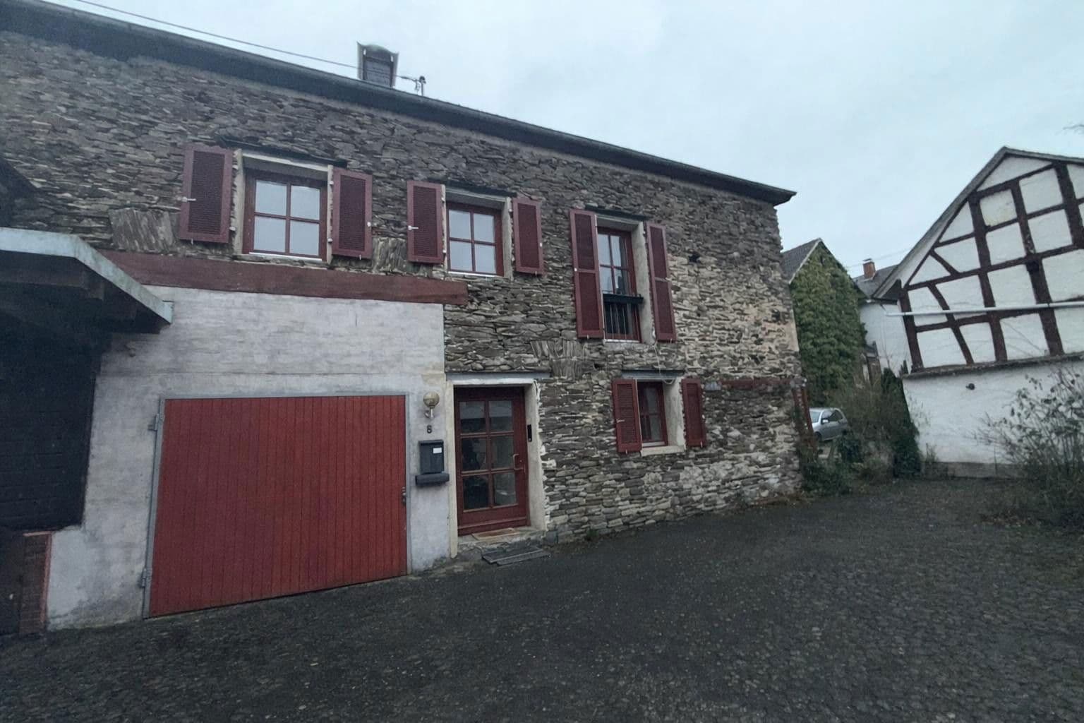 Pronájem domu 100 m², pozemek 250 m², Dorfstraße 6, Neuwied, Porýní-Falc Pronájem domu 100 m², pozemek 250 m², Dorfstraße 6, Neuwied, Porýní-Falc