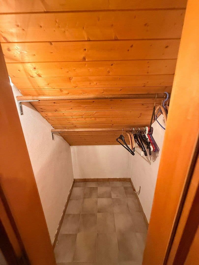 Pronájem domu 100 m², pozemek 250 m², Dorfstraße 6, Neuwied, Porýní-Falc Pronájem domu 100 m², pozemek 250 m², Dorfstraße 6, Neuwied, Porýní-Falc