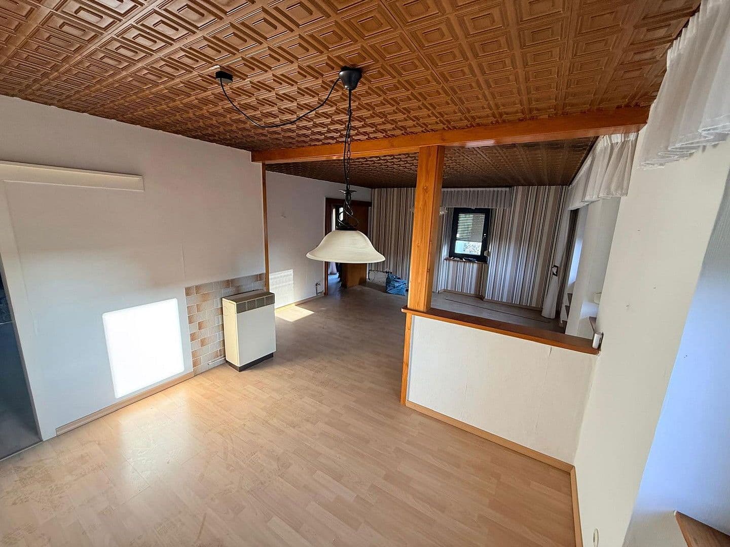 Pronájem domu 100 m², pozemek 250 m², Dorfstraße 6, Neuwied, Porýní-Falc Pronájem domu 100 m², pozemek 250 m², Dorfstraße 6, Neuwied, Porýní-Falc