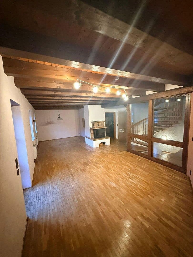 Pronájem domu 100 m², pozemek 250 m², Dorfstraße 6, Neuwied, Porýní-Falc Pronájem domu 100 m², pozemek 250 m², Dorfstraße 6, Neuwied, Porýní-Falc