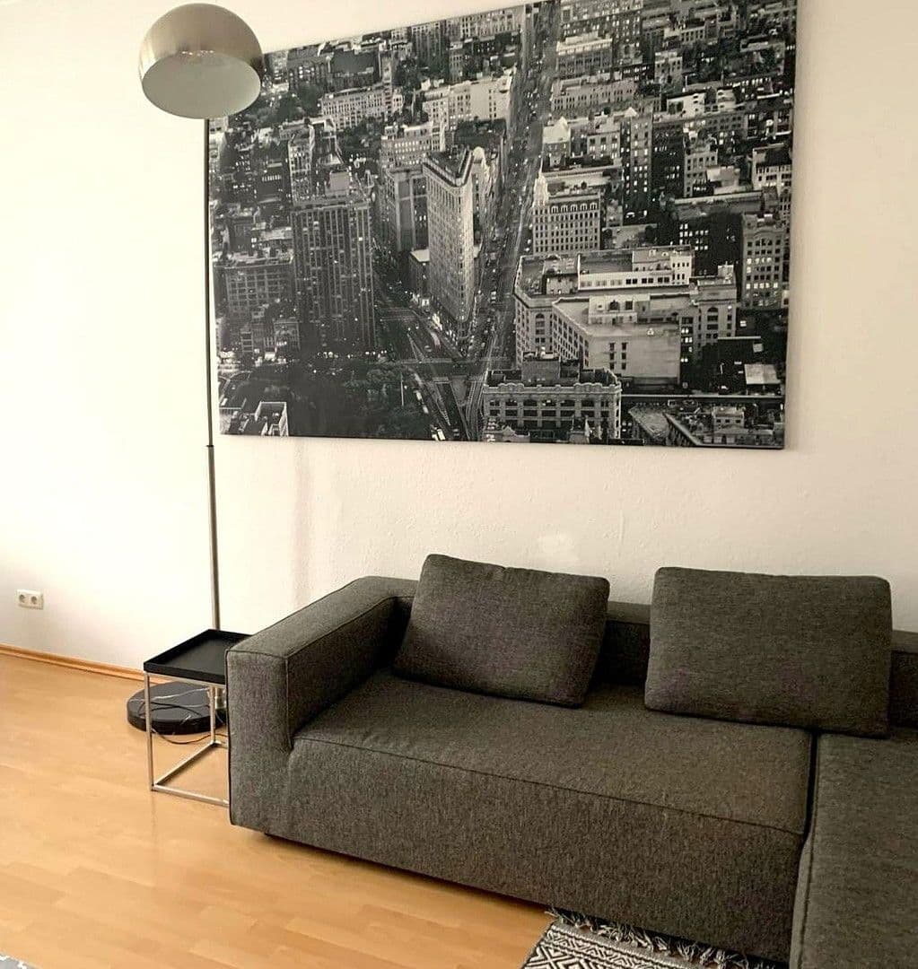 Pronájem bytu 2+1 54 m², Frankfurt am Main, Hessen Pronájem bytu 2+1 54 m², Frankfurt am Main, Hessen