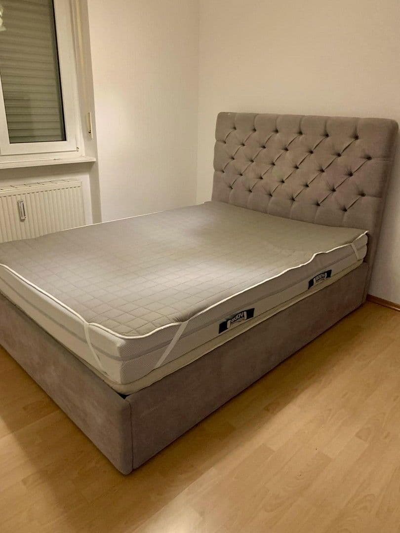 Pronájem bytu 2+1 54 m², Frankfurt am Main, Hessen Pronájem bytu 2+1 54 m², Frankfurt am Main, Hessen