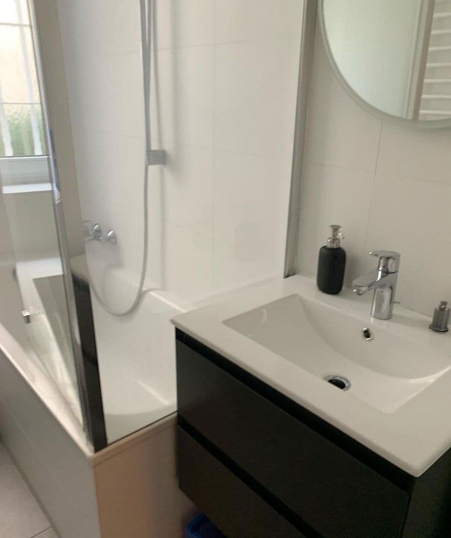 Pronájem bytu 2+1 54 m², Frankfurt am Main, Hessen Pronájem bytu 2+1 54 m², Frankfurt am Main, Hessen