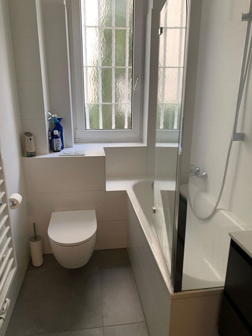 Pronájem bytu 2+1 54 m², Frankfurt am Main, Hessen Pronájem bytu 2+1 54 m², Frankfurt am Main, Hessen