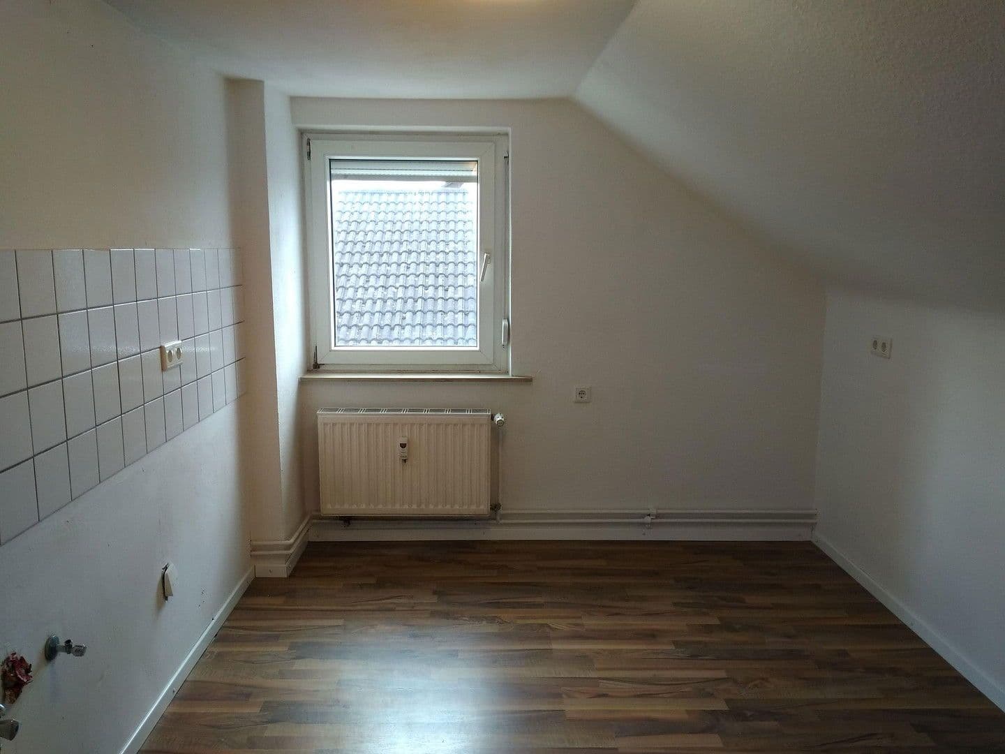 Pronájem bytu 2+1 45 m², Bezirksstraße, Alzenau, Bavorsko Pronájem bytu 2+1 45 m², Bezirksstraße, Alzenau, Bavorsko