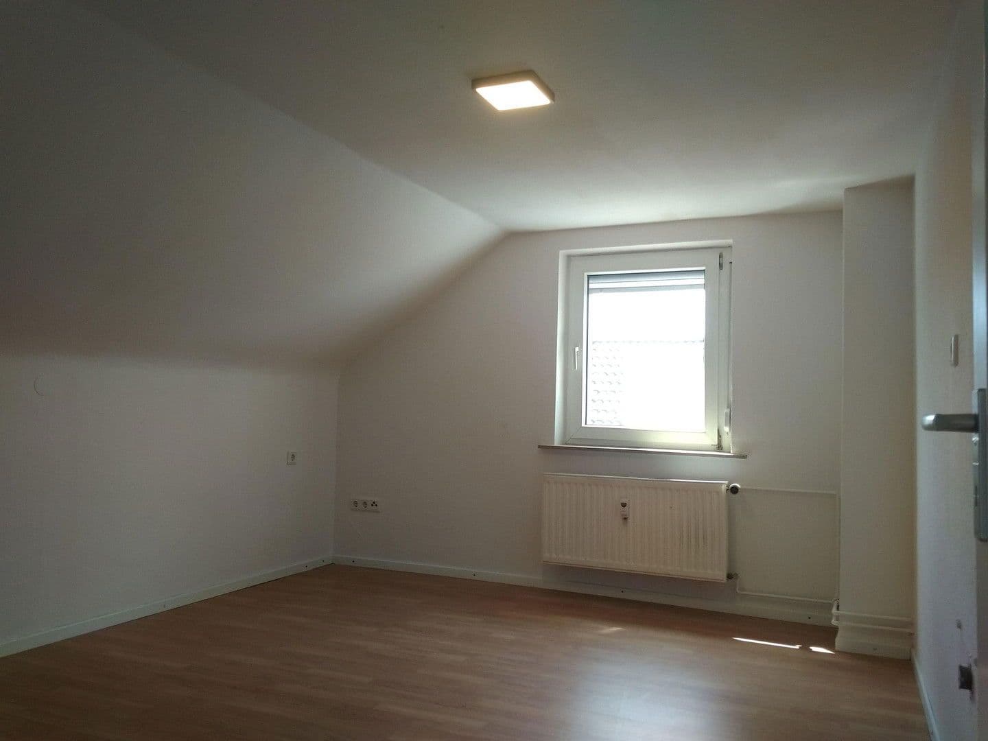 Pronájem bytu 2+1 45 m², Bezirksstraße, Alzenau, Bavorsko Pronájem bytu 2+1 45 m², Bezirksstraße, Alzenau, Bavorsko