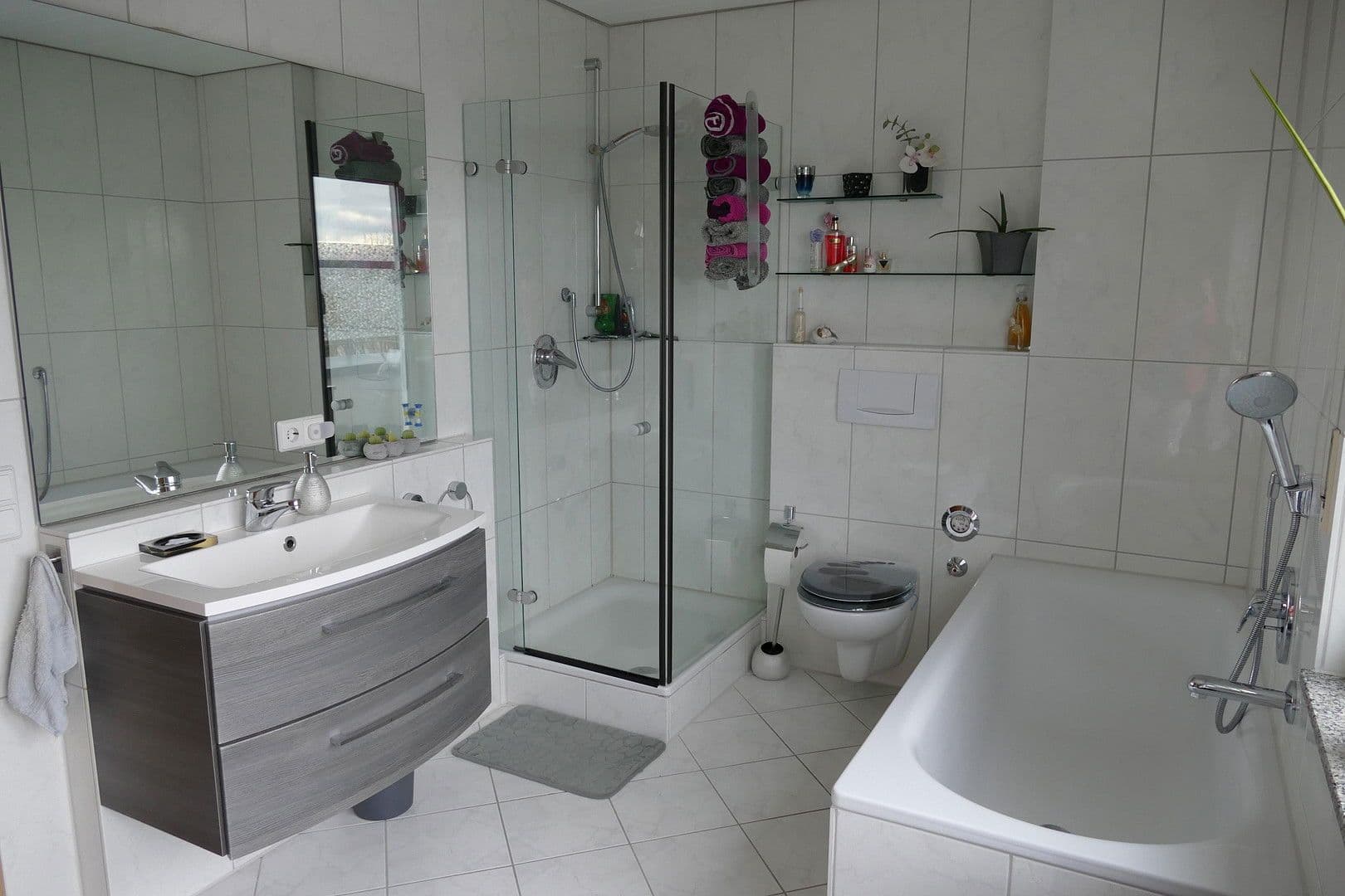 Prodej bytu 4+kk 114 m², Aichtal, Bádensko-Württembersko Prodej bytu 4+kk 114 m², Aichtal, Bádensko-Württembersko