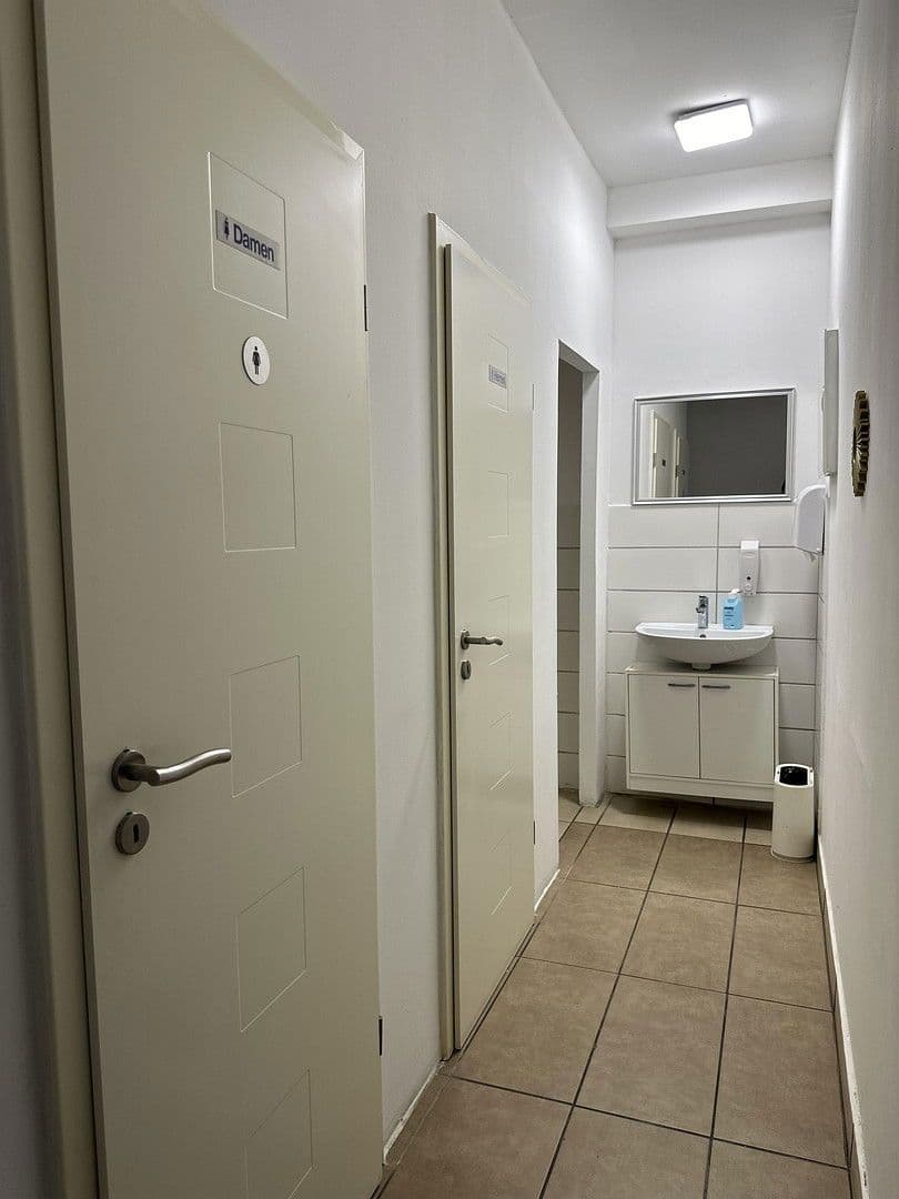 Prodej domu 816 m², pozemek 680 m², Arnstorf, Bavorsko Prodej domu 816 m², pozemek 680 m², Arnstorf, Bavorsko