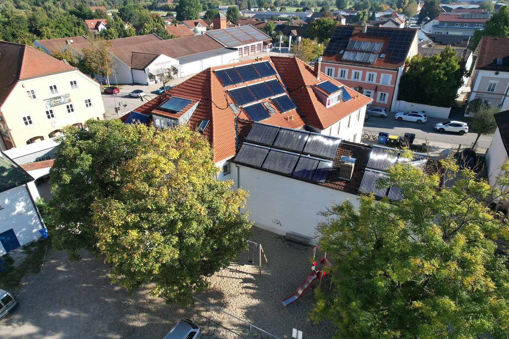 Prodej domu 816 m², pozemek 680 m², Arnstorf, Bavorsko Prodej domu 816 m², pozemek 680 m², Arnstorf, Bavorsko