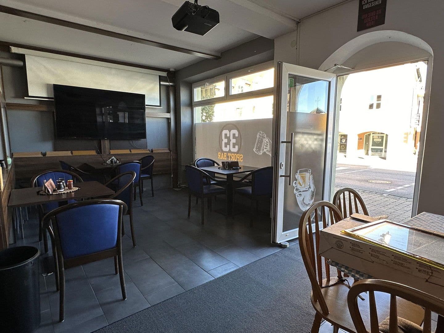 Prodej domu 816 m², pozemek 680 m², Arnstorf, Bavorsko Prodej domu 816 m², pozemek 680 m², Arnstorf, Bavorsko