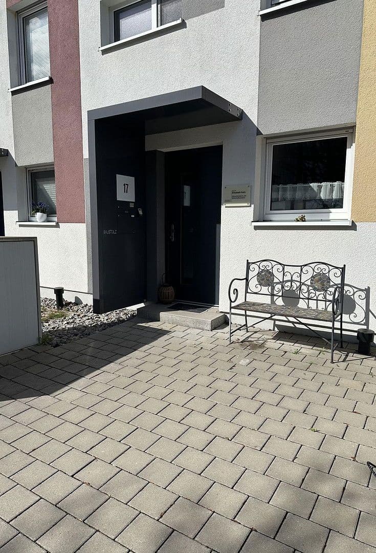 Prodej domu 125 m², pozemek 197 m², Abstatt, Bádensko-Württembersko Prodej domu 125 m², pozemek 197 m², Abstatt, Bádensko-Württembersko