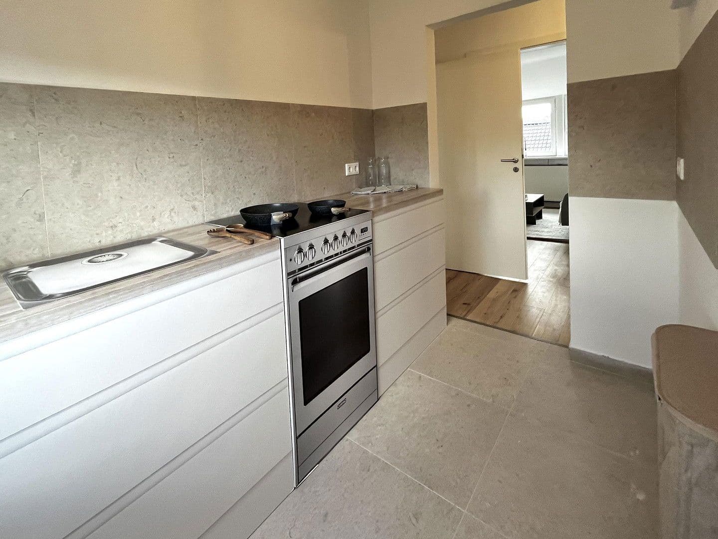 Prodej bytu 3+1 55 m², Einbecker Straße, Bremen, Bremen Prodej bytu 3+1 55 m², Einbecker Straße, Bremen, Bremen